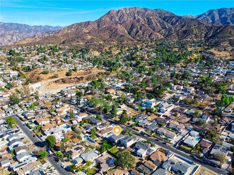 A home in Tujunga