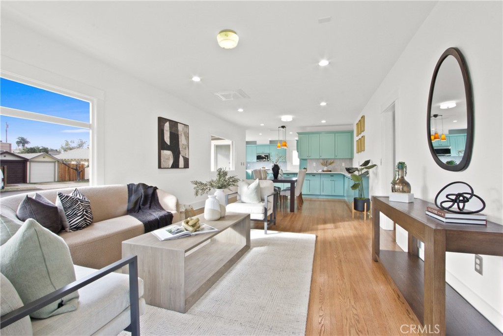 801 Molino Avenue