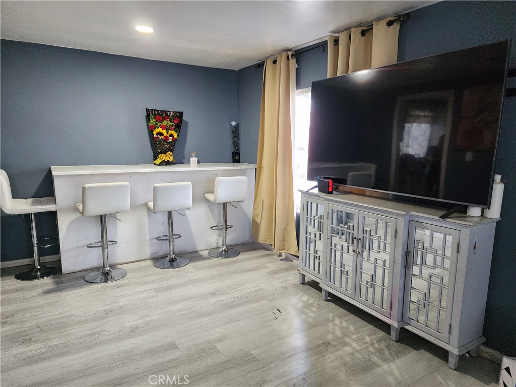 23701 Western 258