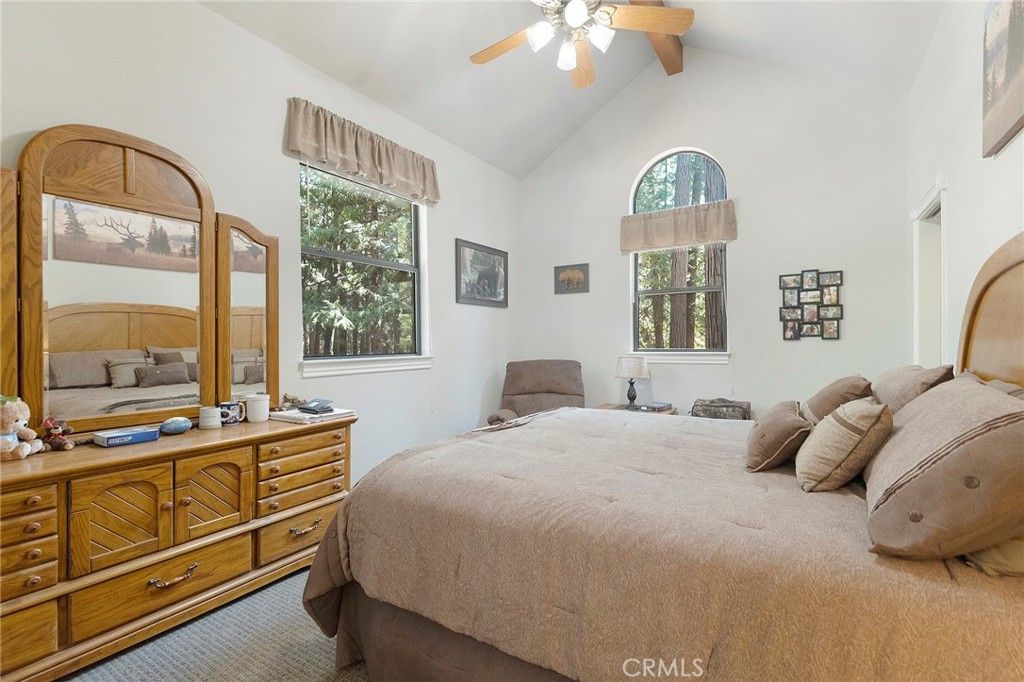listing image 130728532535880155922