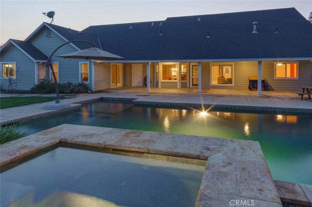 listing image 130724568242447900308
