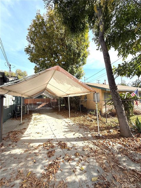 A home in Azusa