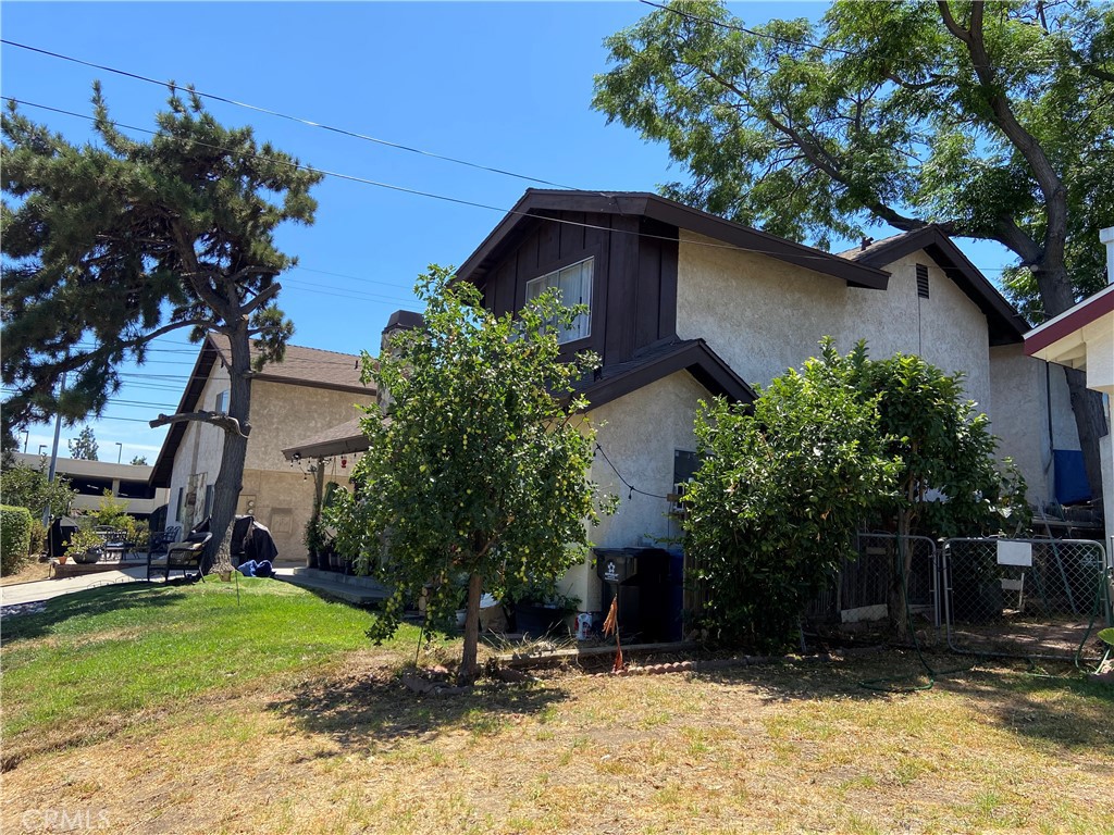 Properties 1 437 S 1st Street