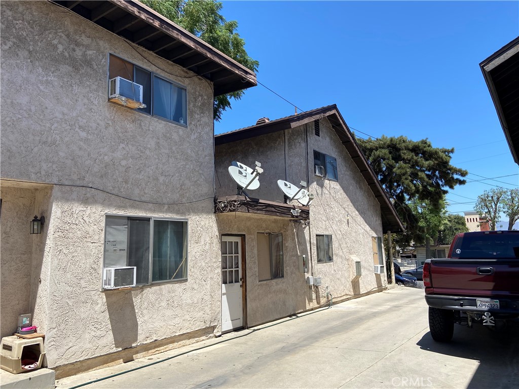 Properties 4 437 S 1st Street