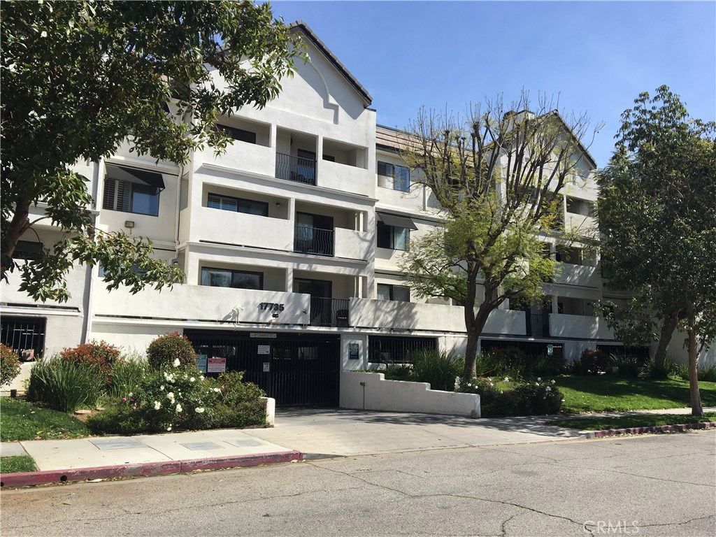listing image 130724848346612914525