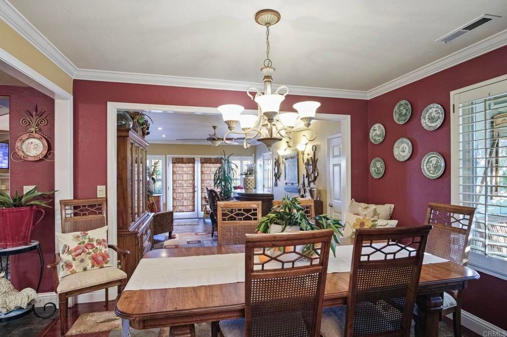 listing image 130725323922900444739
