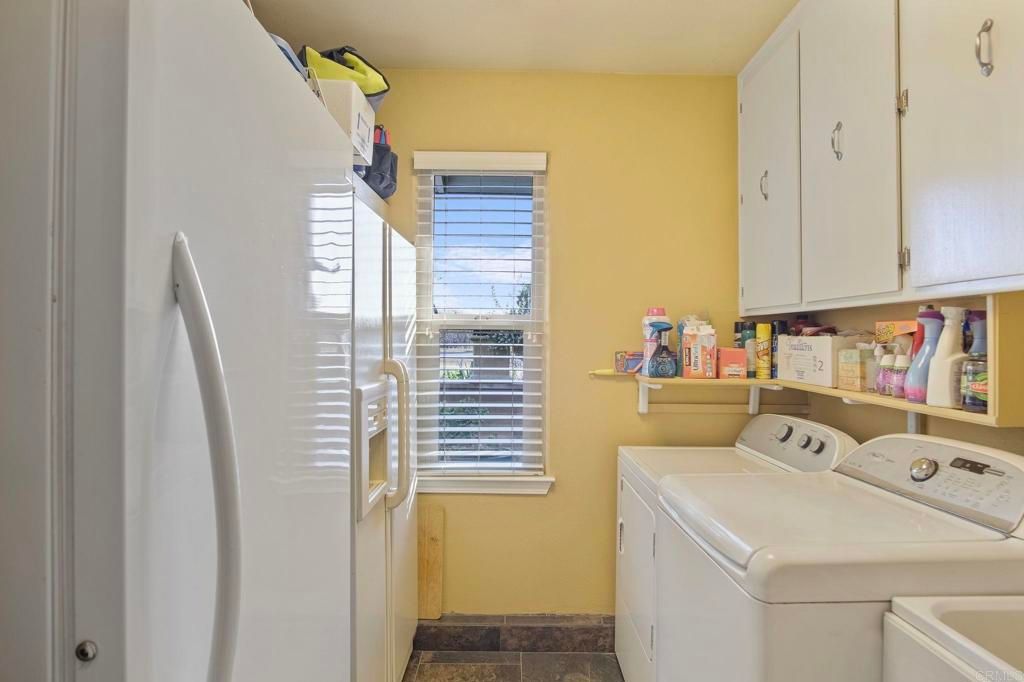 listing image 130722880234481272382