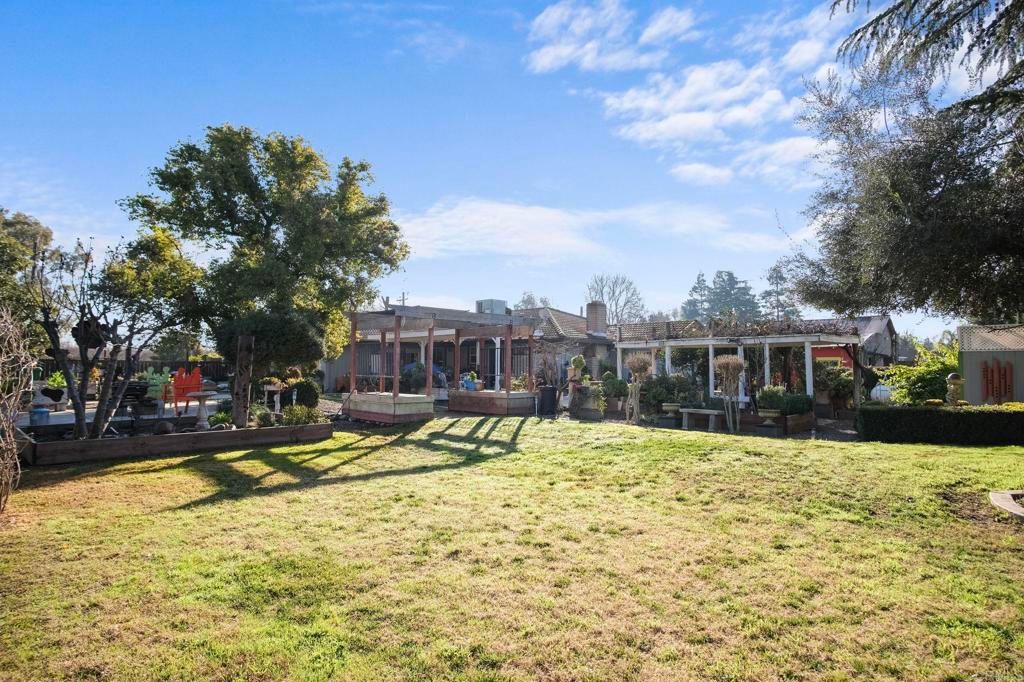 listing image 130726299828587063894