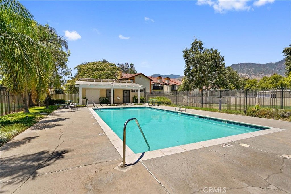 listing image 130724124228025770049