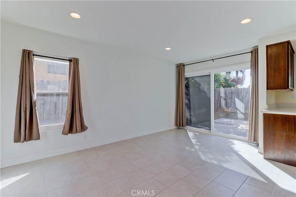 El Caserio (R1) (EC) - Residential