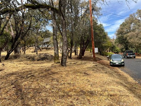 Photo of 2595 Eastlake Drive, Kelseyville, CA 95451 (MLS # LC23103009)