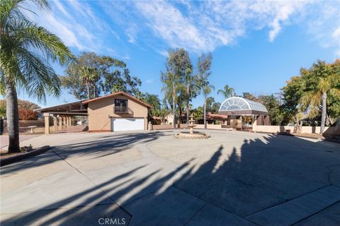 876 W Avenue L Calimesa CA 92320