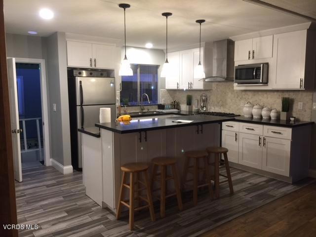 Oxnard Pacific MHP - 037008 - Manufactured In Park