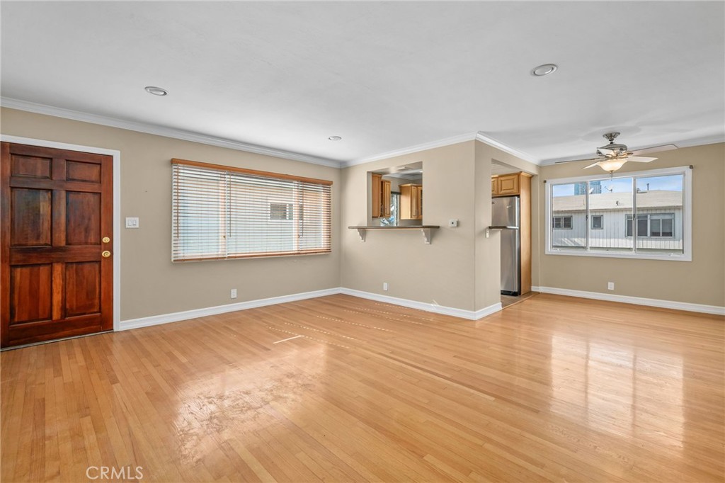 100 Esperanza Avenue 7