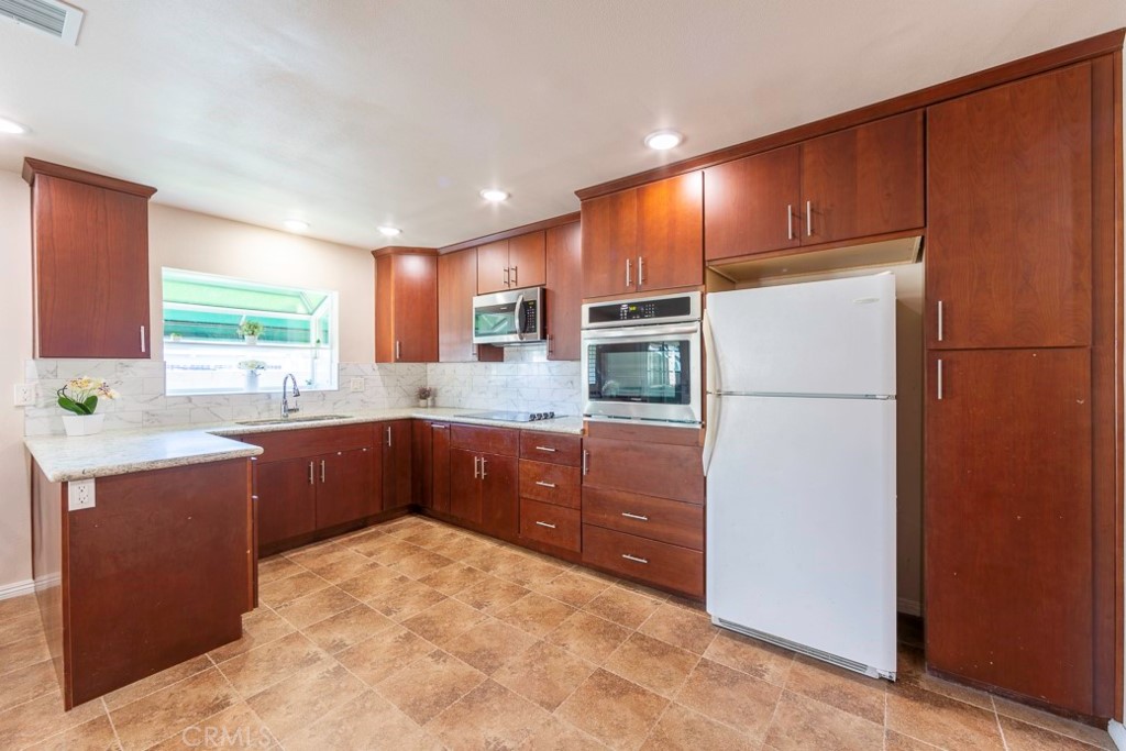 Landmark (LAND) - Residential