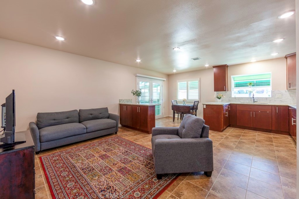 Landmark (LAND) - Residential