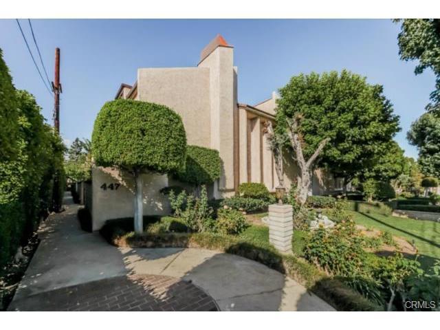 Fully furnished condo situated in Arcadia’s prime location close to Arcadia High School, Arcadia Park, Golf Course, Westfield shopping center, race track, Huntington Drive with an abundance of restaurants and retail stores, and the 210 freeway.....Large living room with high ceiling, fireplace, and sliding glass door to the private front patio.....Spacious formal dining area adjacent to the kitchen and wet bar.....Bright master suite with vaulted ceiling, walk-in closet, fireplace, dual sink granite vanity, tub, and shower stall.....Desirable den can be used as a 3rd bedroom.....Indoor laundry area with washer & dryer.....Complex offers a community swimming pool and spa.....Award-winning Arcadia schools