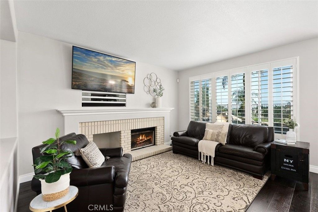listing image 130725033694778302648