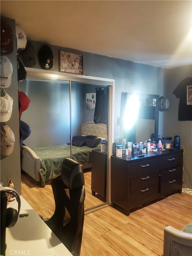 Photo 5 of 14 of 1400 S Hamilton Boulevard house