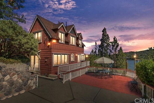 Arrowhead Woods - Residential