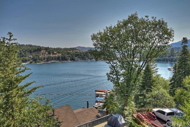 Arrowhead Woods - Residential