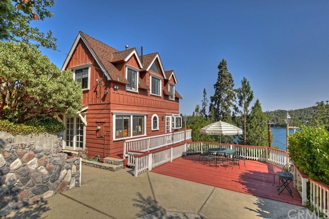 Arrowhead Woods - Residential