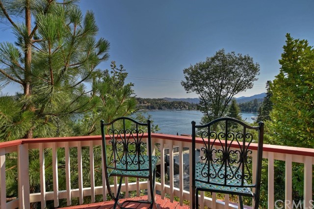 Arrowhead Woods - Residential