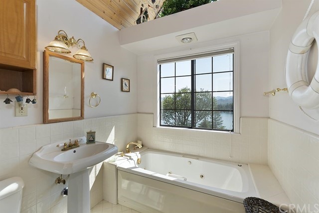 Arrowhead Woods - Residential