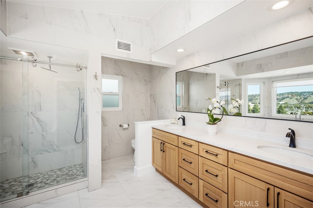 Village Niguel Heights (VNH) - Residential