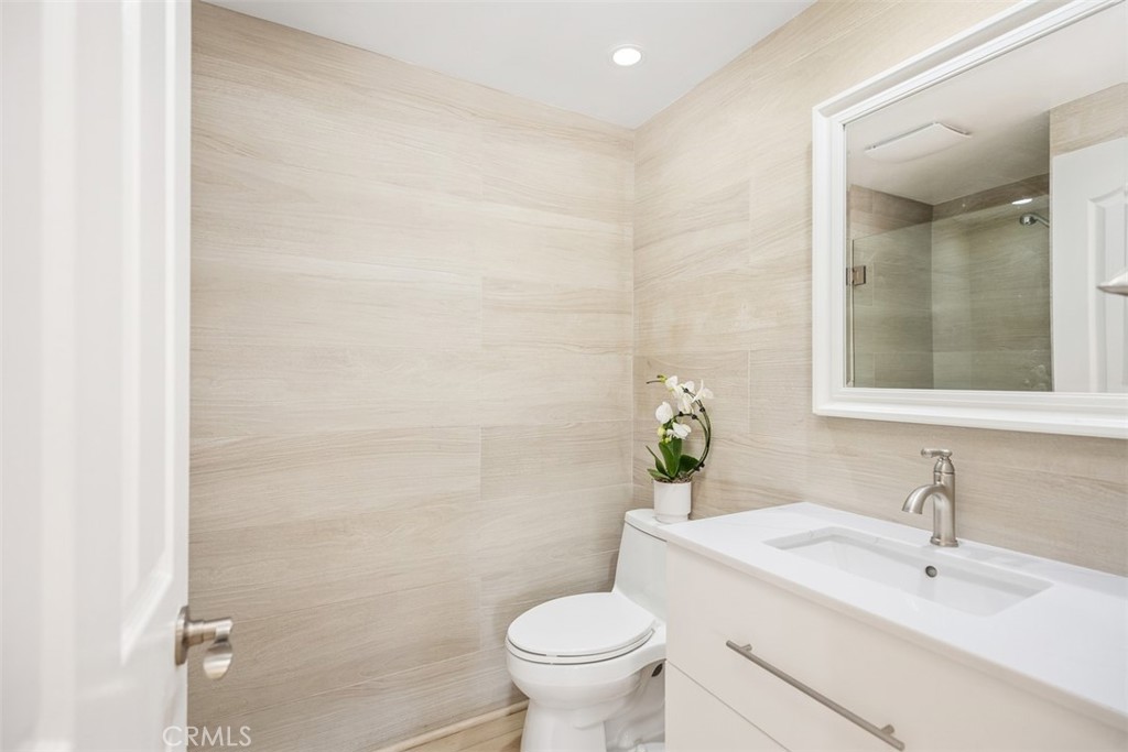 Village Niguel Heights (VNH) - Residential