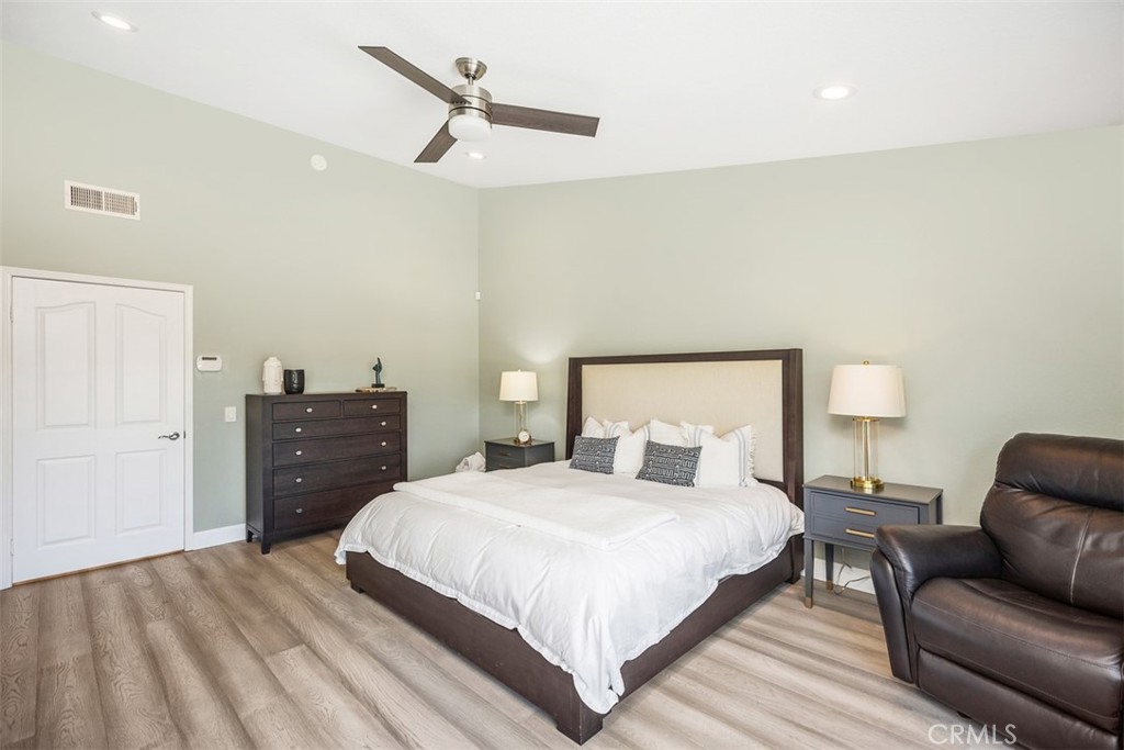 Village Niguel Heights (VNH) - Residential