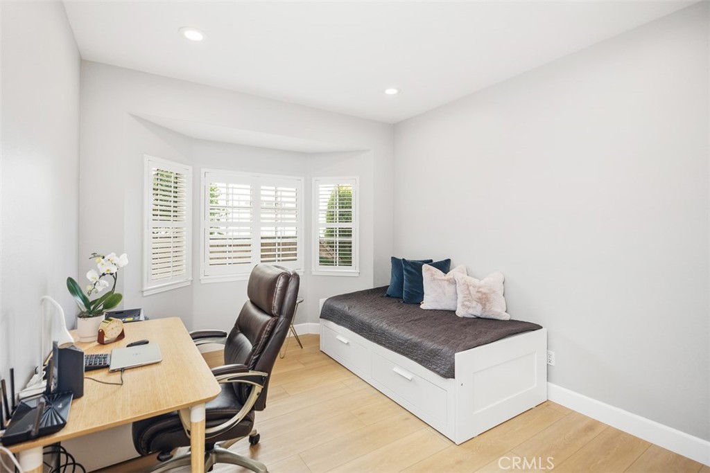 Village Niguel Heights (VNH) - Residential