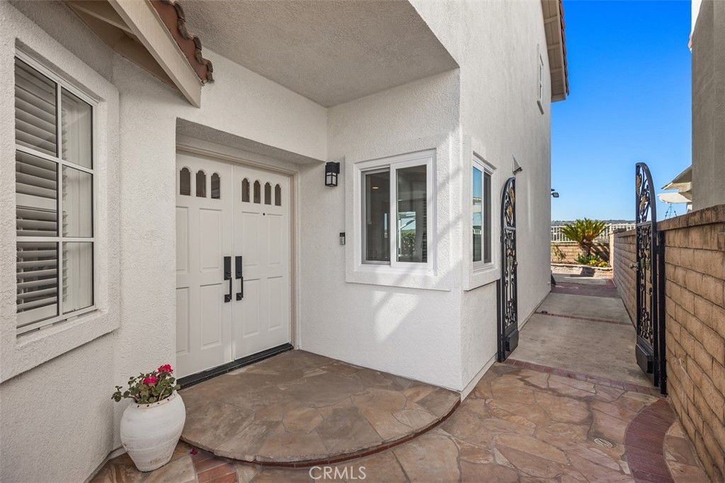 Village Niguel Heights (VNH) - Residential