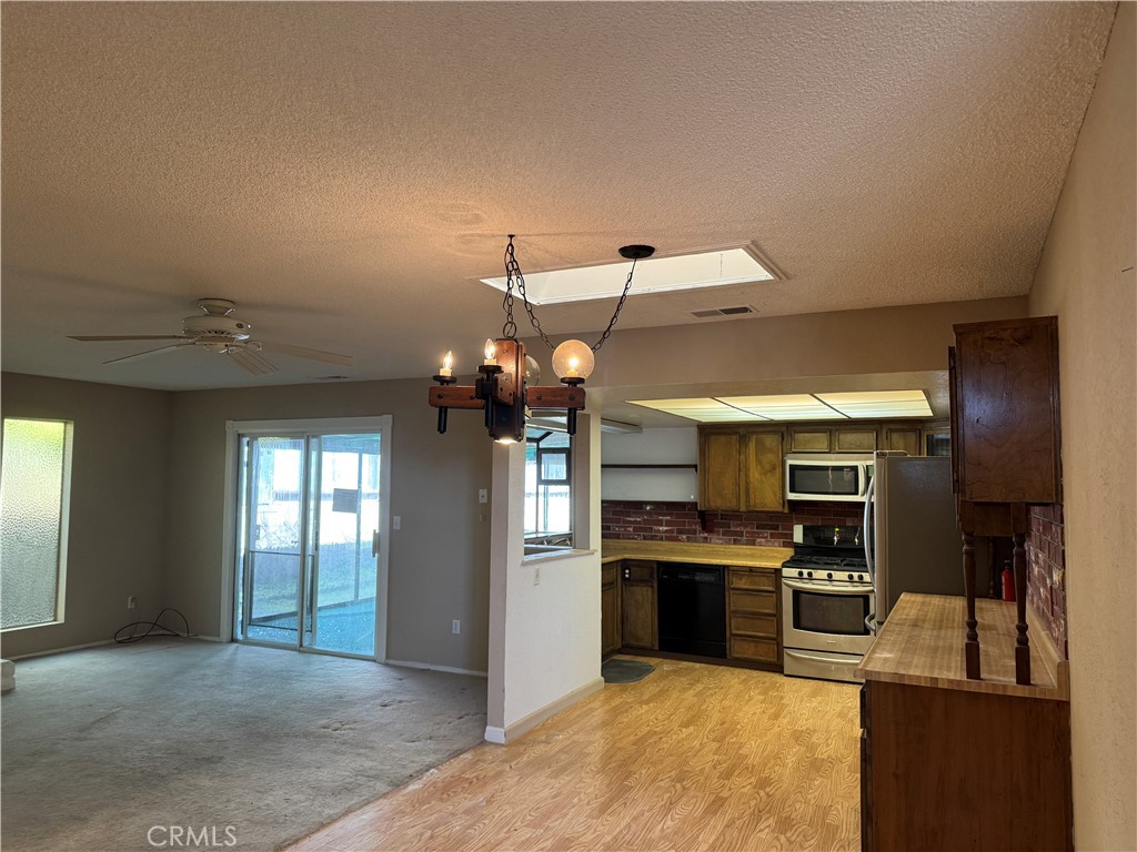 560 N 4th Street
