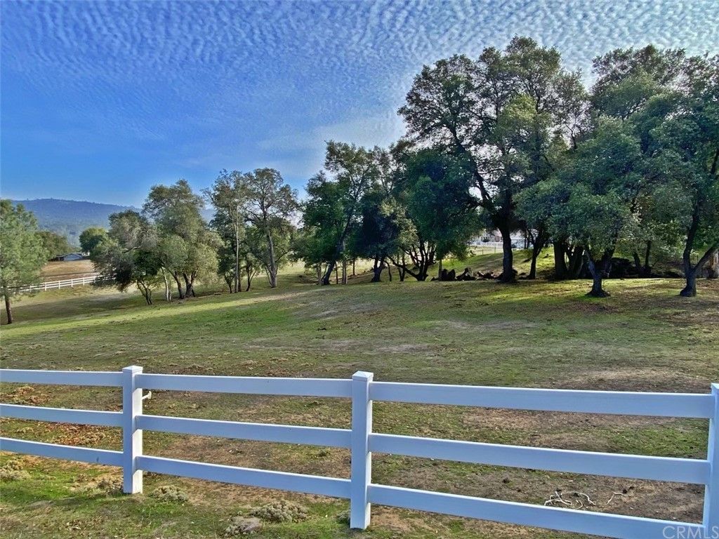 listing image 130723128220285758565