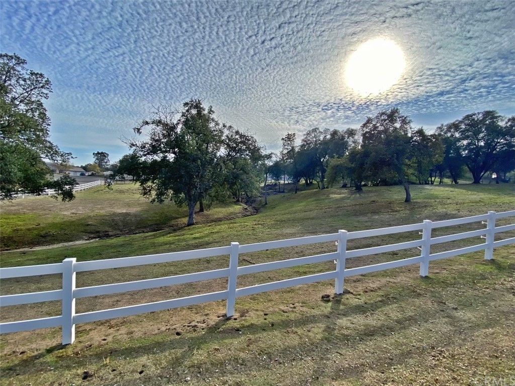 listing image 130723954364192007306
