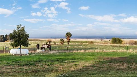 A home in Los Banos