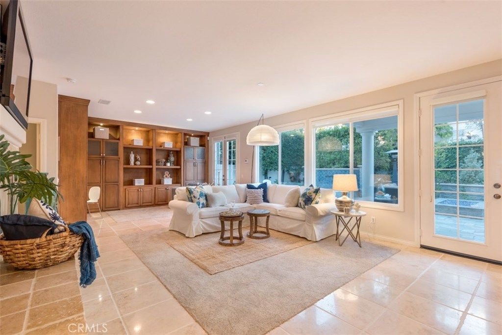 listing image 130726738601258921099