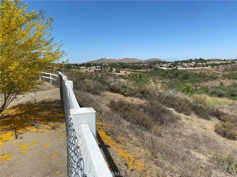 A home in Perris