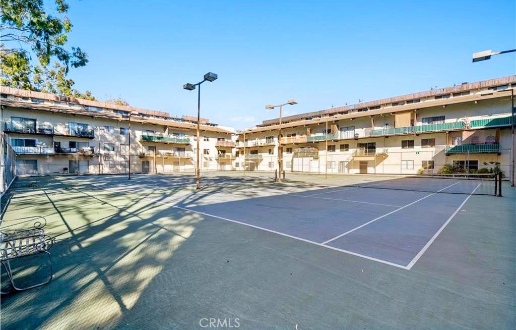 listing image 130727998289967505644
