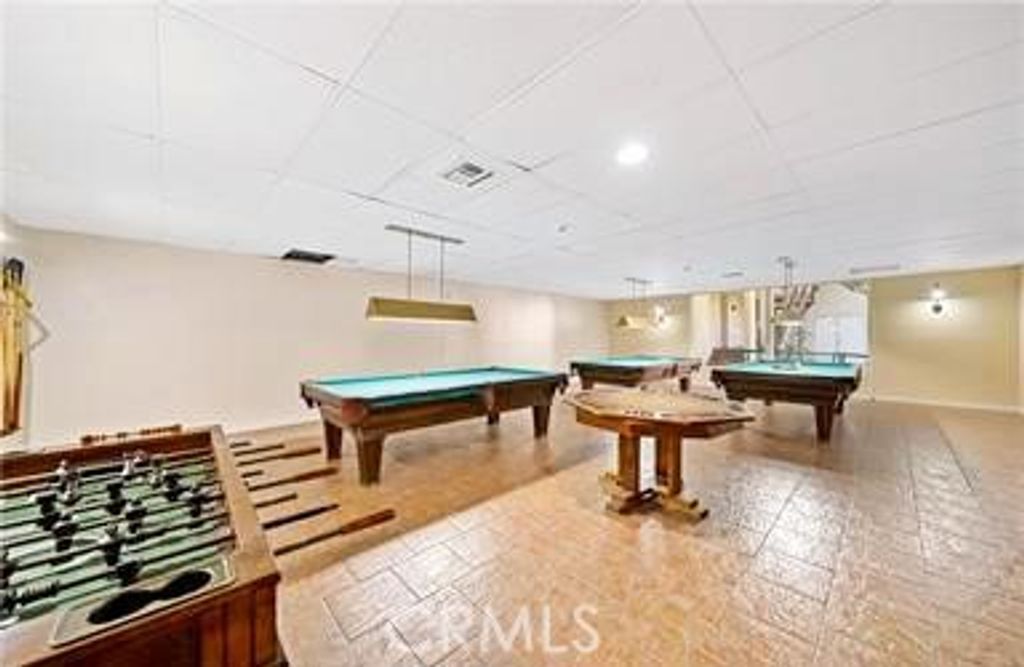 listing image 130728438309875697438