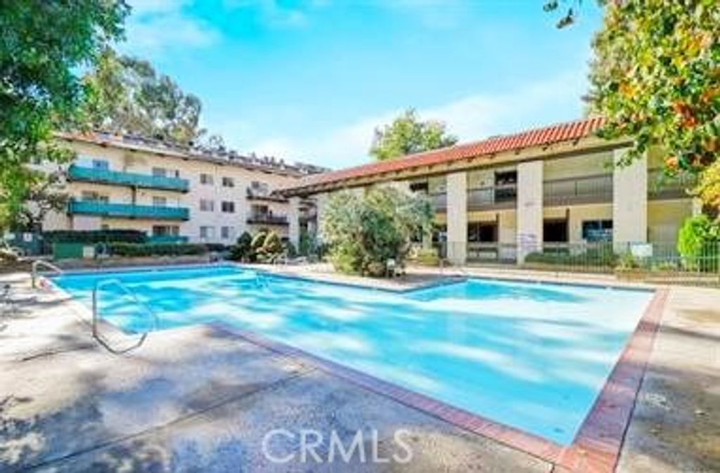 listing image 130726894546846712310