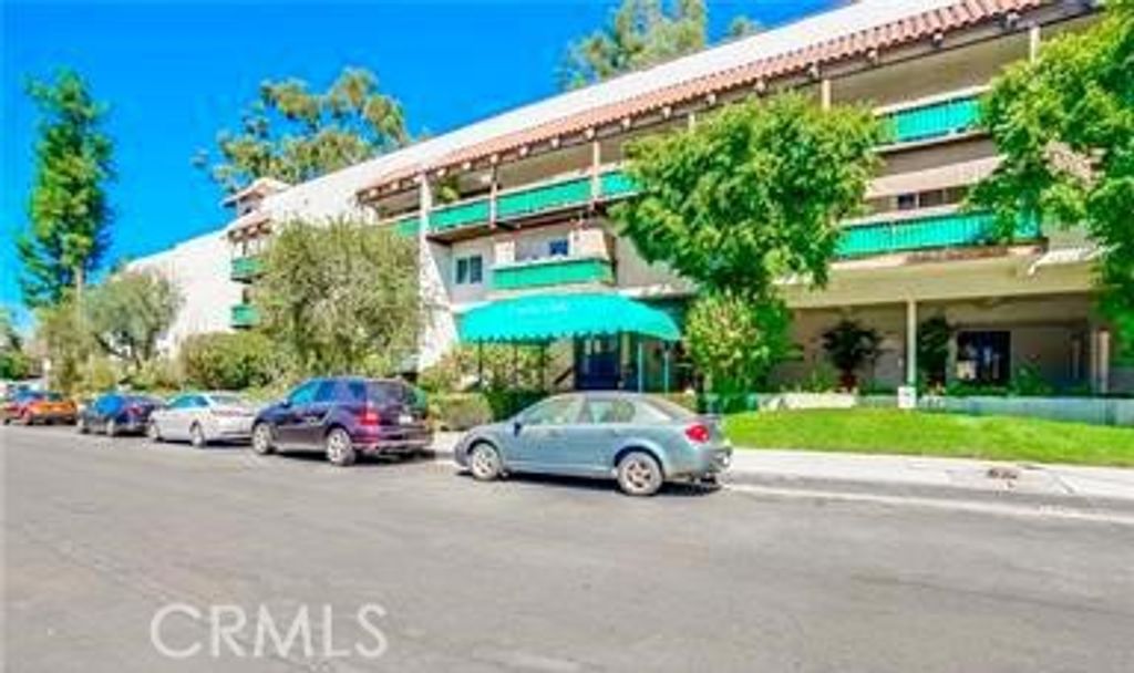 listing image 130725087557363351680
