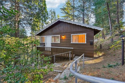 A home in Crestline