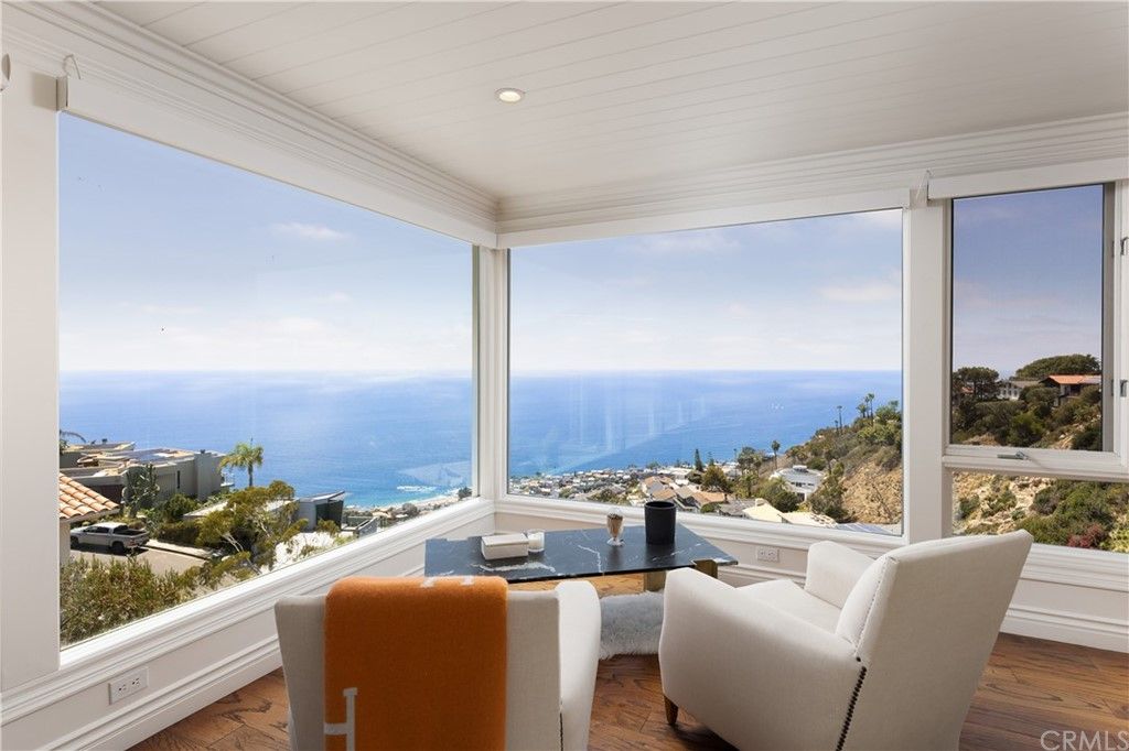 listing image 130727227131682995206