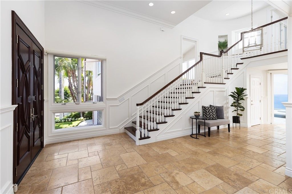 listing image 130728107732830170894