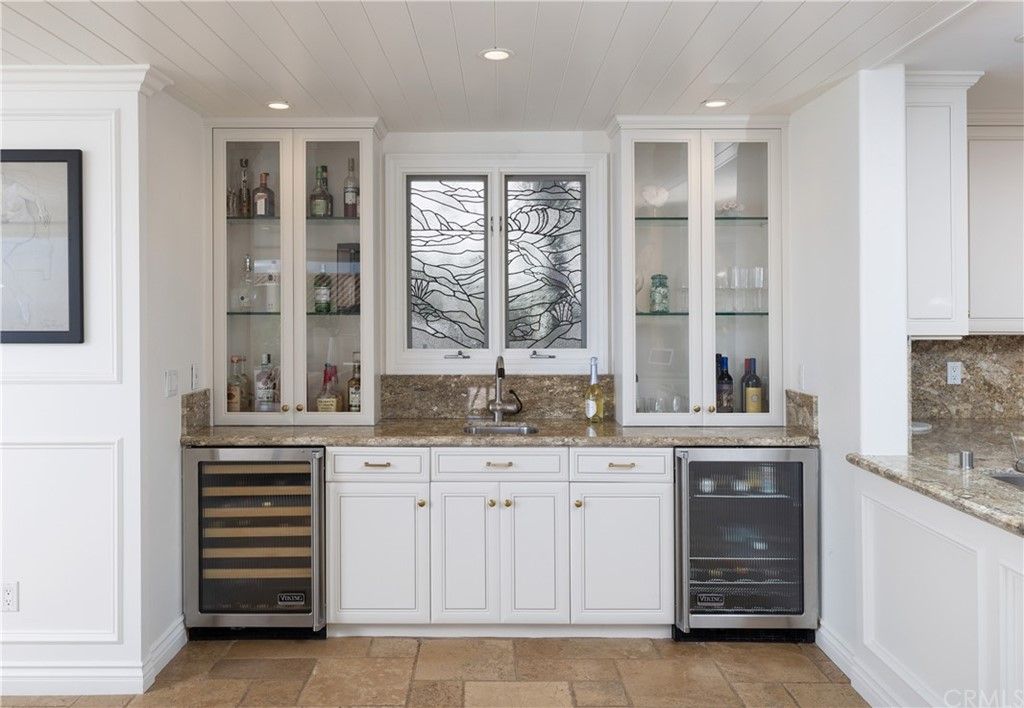listing image 130724475573833122009