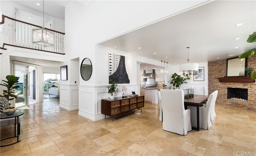 listing image 130721538817315178292