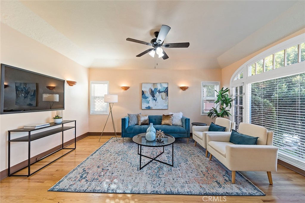 1318 e 37th