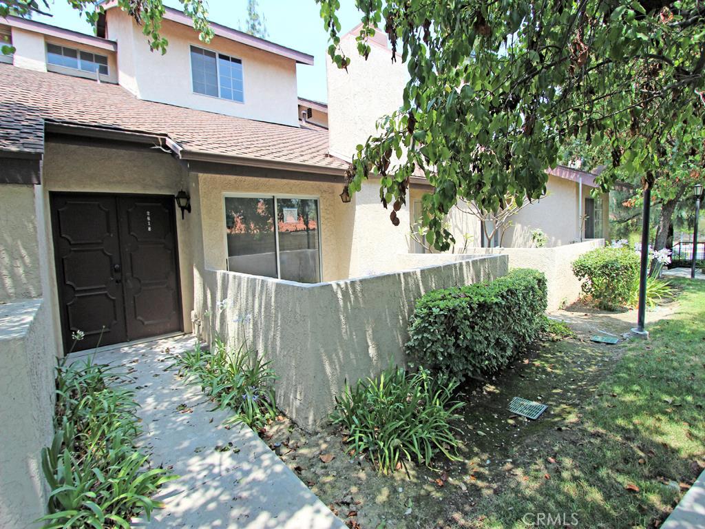 Renovated condo with large bedrooms and remodeled bathrooms right by the community pool! Completely overhauled, this spacious air-conditioned townhome features a brand new kitchen completed with white shaker cabinets, sleek quartz countertops and a new stainless steel appliance package. Upstairs boasts dual master suites with private full baths, while the downstairs bedroom is perfect for guests or an office! A spacious laundry room is also a great storage/bonus area. Vaulted ceilings, plush carpeting, new designer laminate flooring, front patio garden, and a private 2-car garage help this beautiful home stand out from the competitors!
